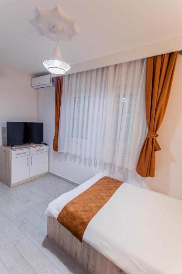 City Hotel Ferizaj Ngoại thất bức ảnh