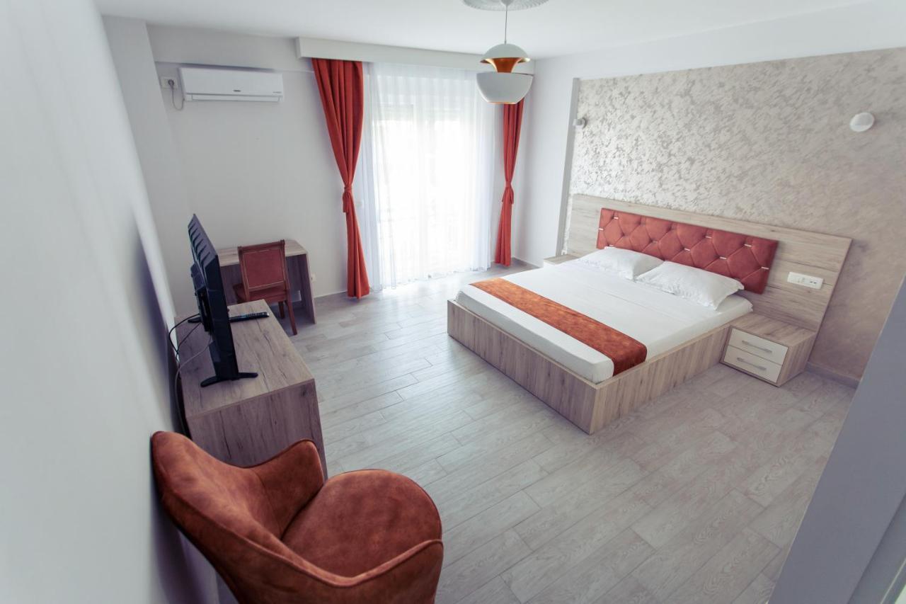 City Hotel Ferizaj Ngoại thất bức ảnh